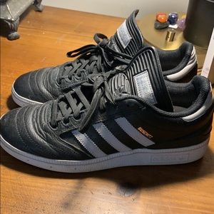 Adidas busenitz